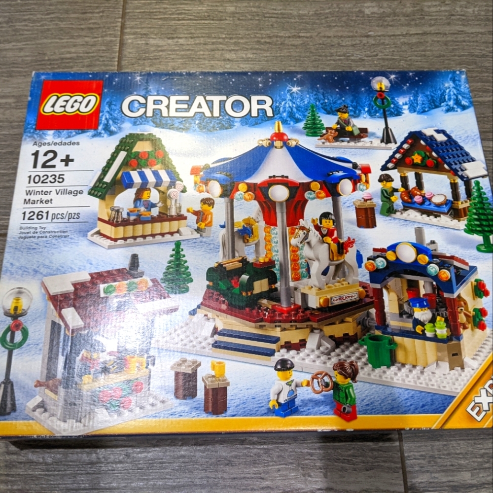 Lego Creator 3-in-1 Winter Village Market 10235